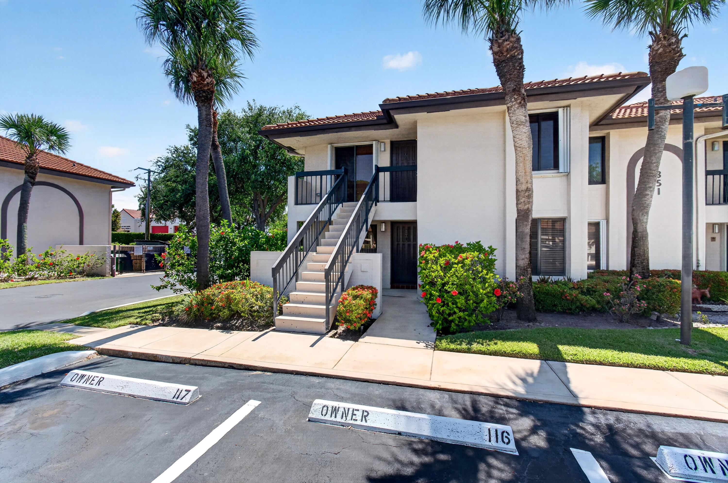 351 Club Circle 101, Boca Raton, FL 33487, Boca Raton