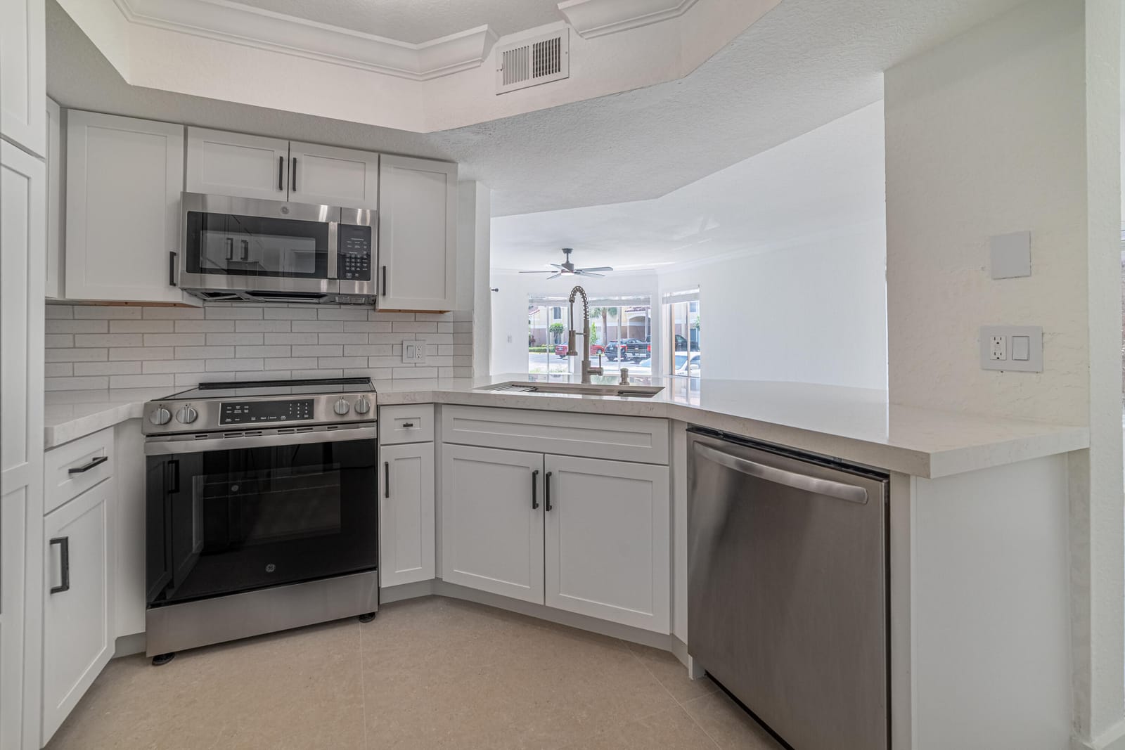815 W Boynton Beach Boulevard 12-106, Boynton Beach, FL 33426 photo 6