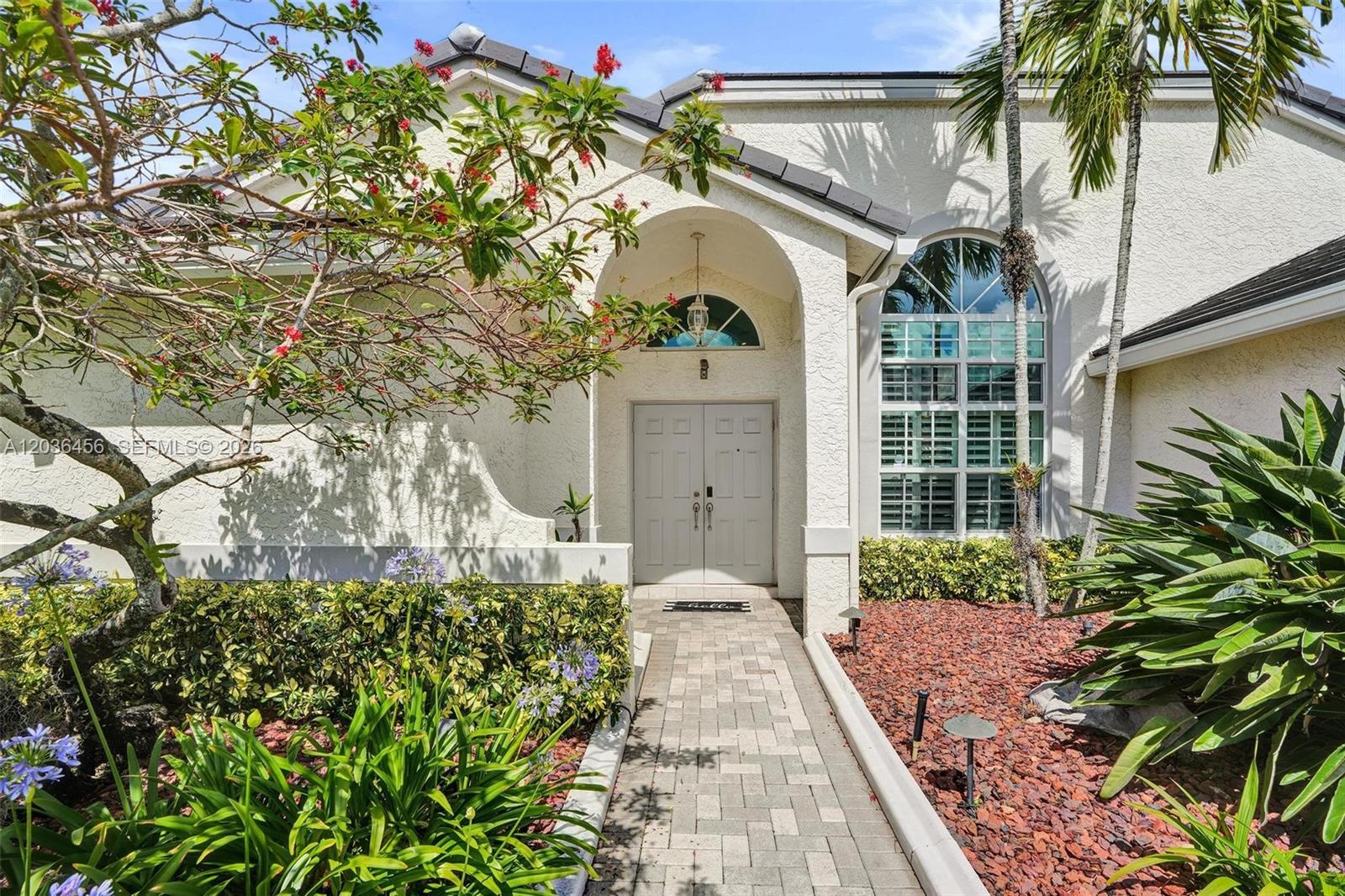 2863 E Abiaca Circle, Davie, FL 33328, Davie