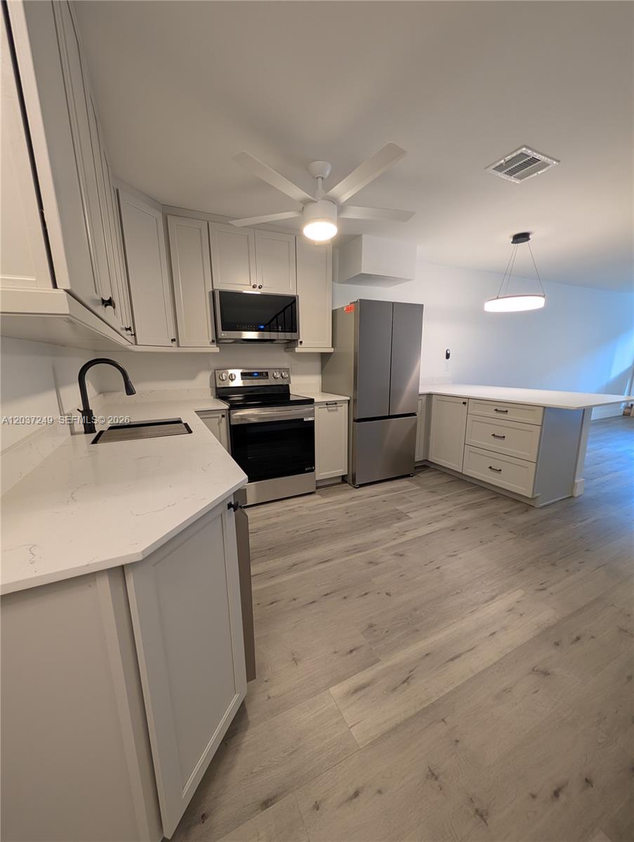 15385 S Dixie Hwy 17 Hwy 17 17, Palmetto Bay, FL 33157, Palmetto Bay