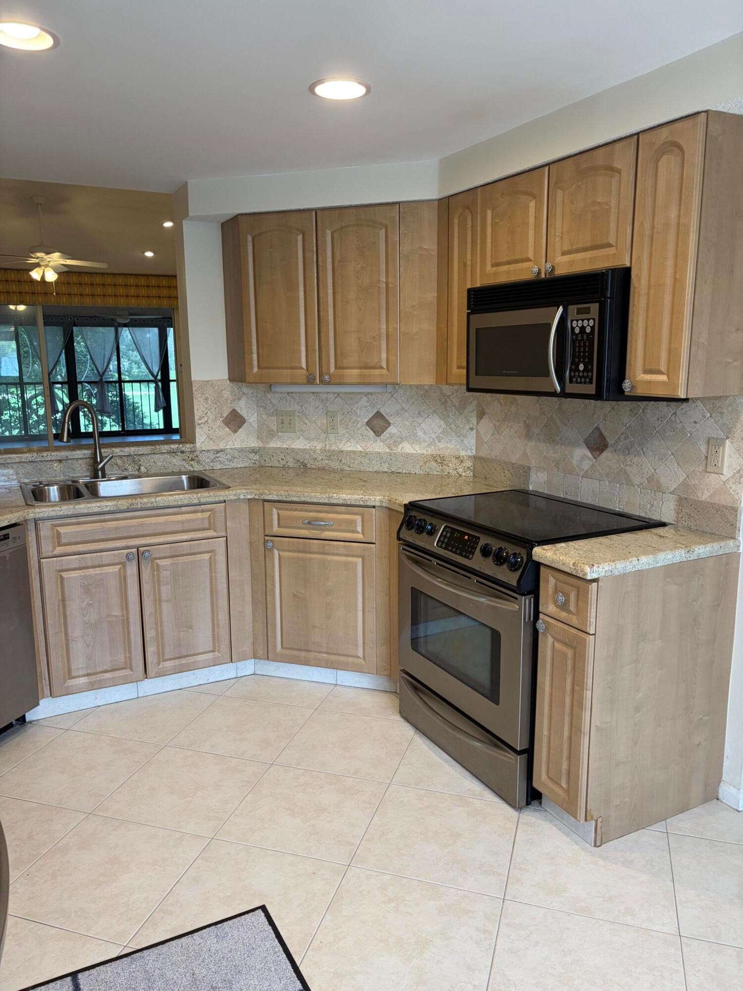 7254 Clunie Place 15005, Delray Beach, FL 33446 photo 5