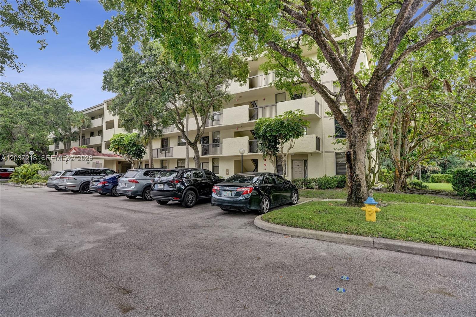 2908 S Carambola Circle S 106, Coconut Creek, FL 33066 photo 4