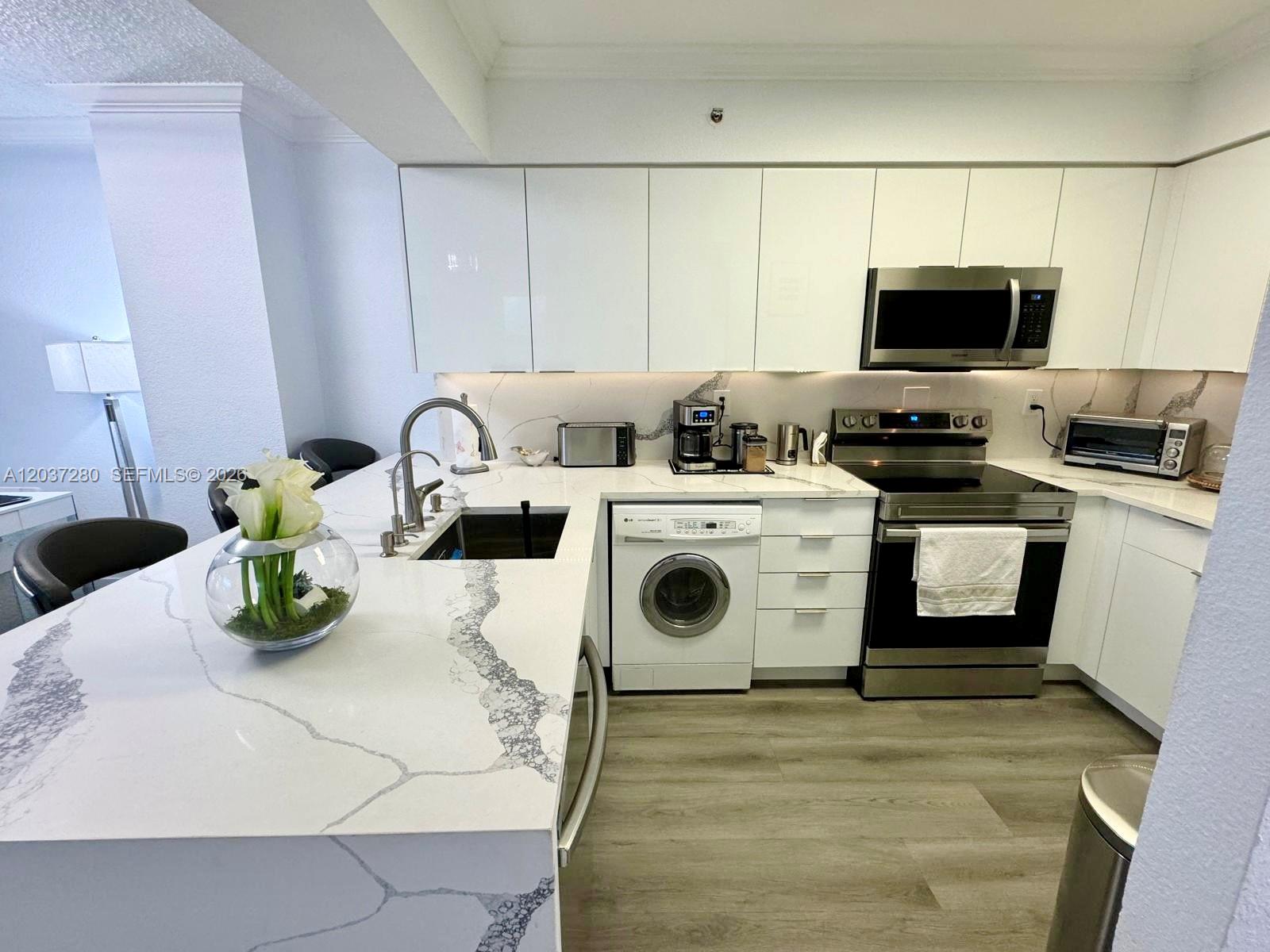 2501 S Ocean Drive L14, Hollywood, FL 33019, Hollywood