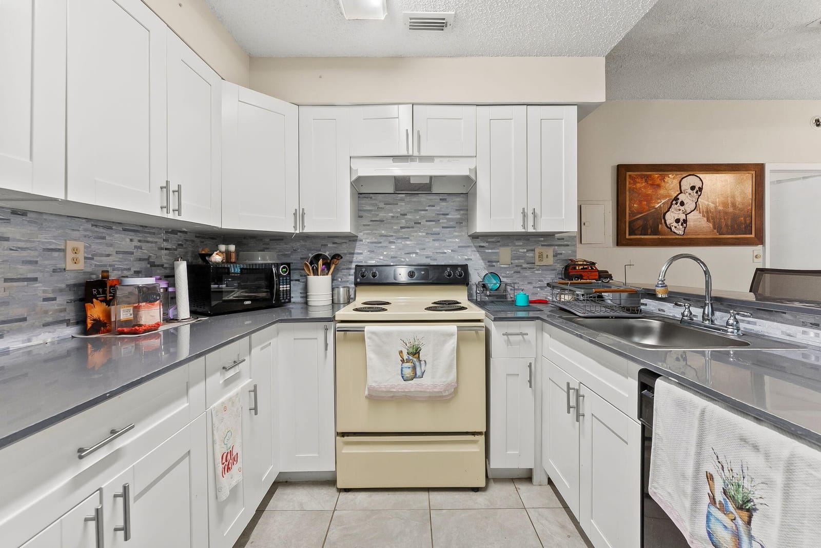2550 SW 18th Terrace 2103 — photo 7