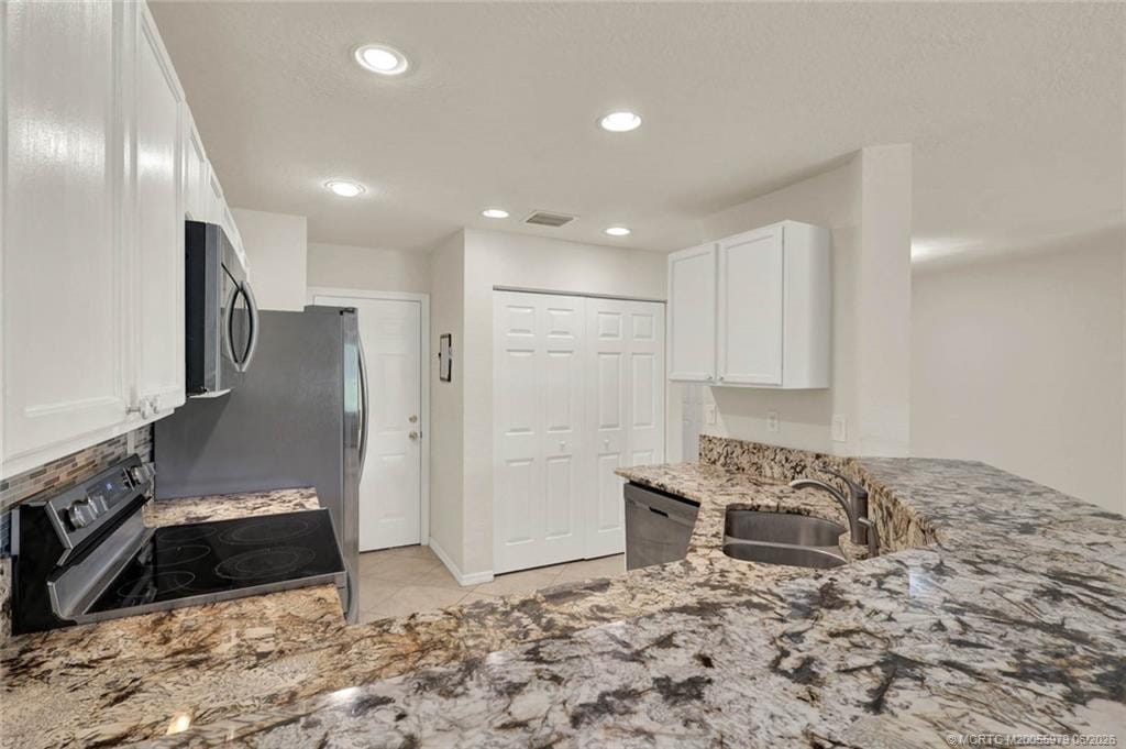 2977 SE Lexington Lakes Drive, Stuart, FL 34994 photo 16