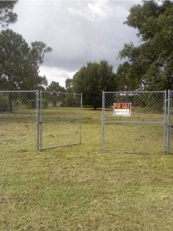 460 Horse Club Avenue, Clewiston, FL 33440 photo 2