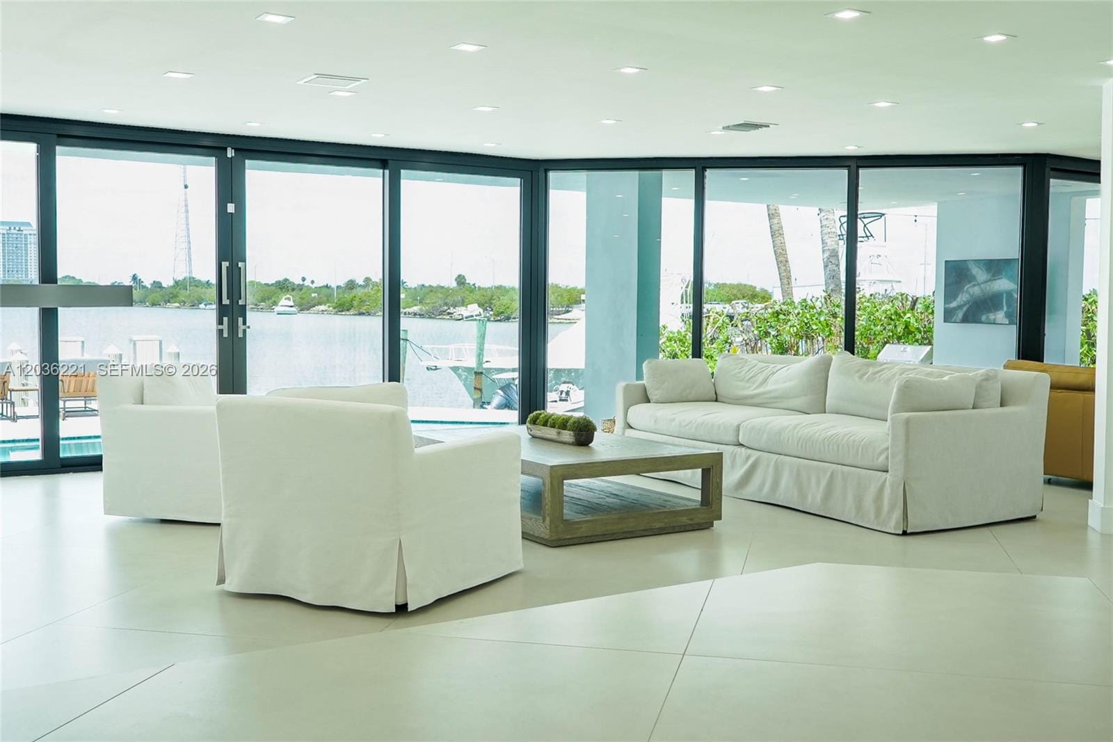 7720 Miami View Drive — photo 8