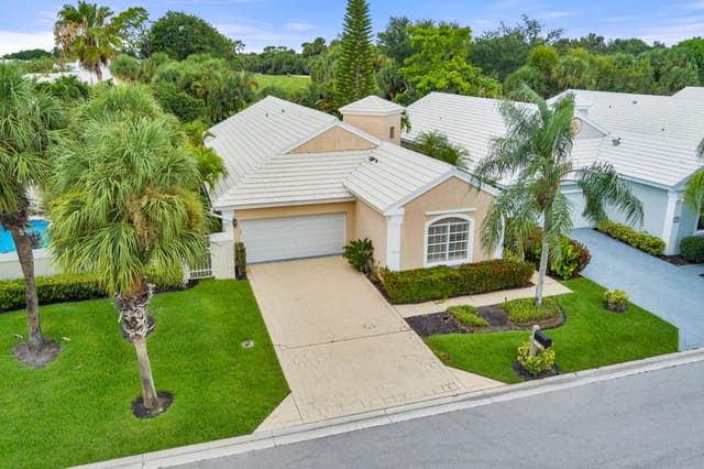 999 Lytham Court, Breakers West, West Palm Beach, FL