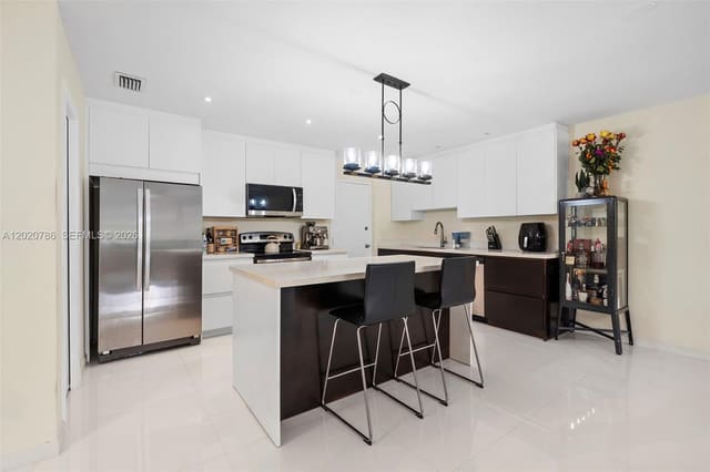 1330 NE 105th Street 301, Miami Shores, FL 33138