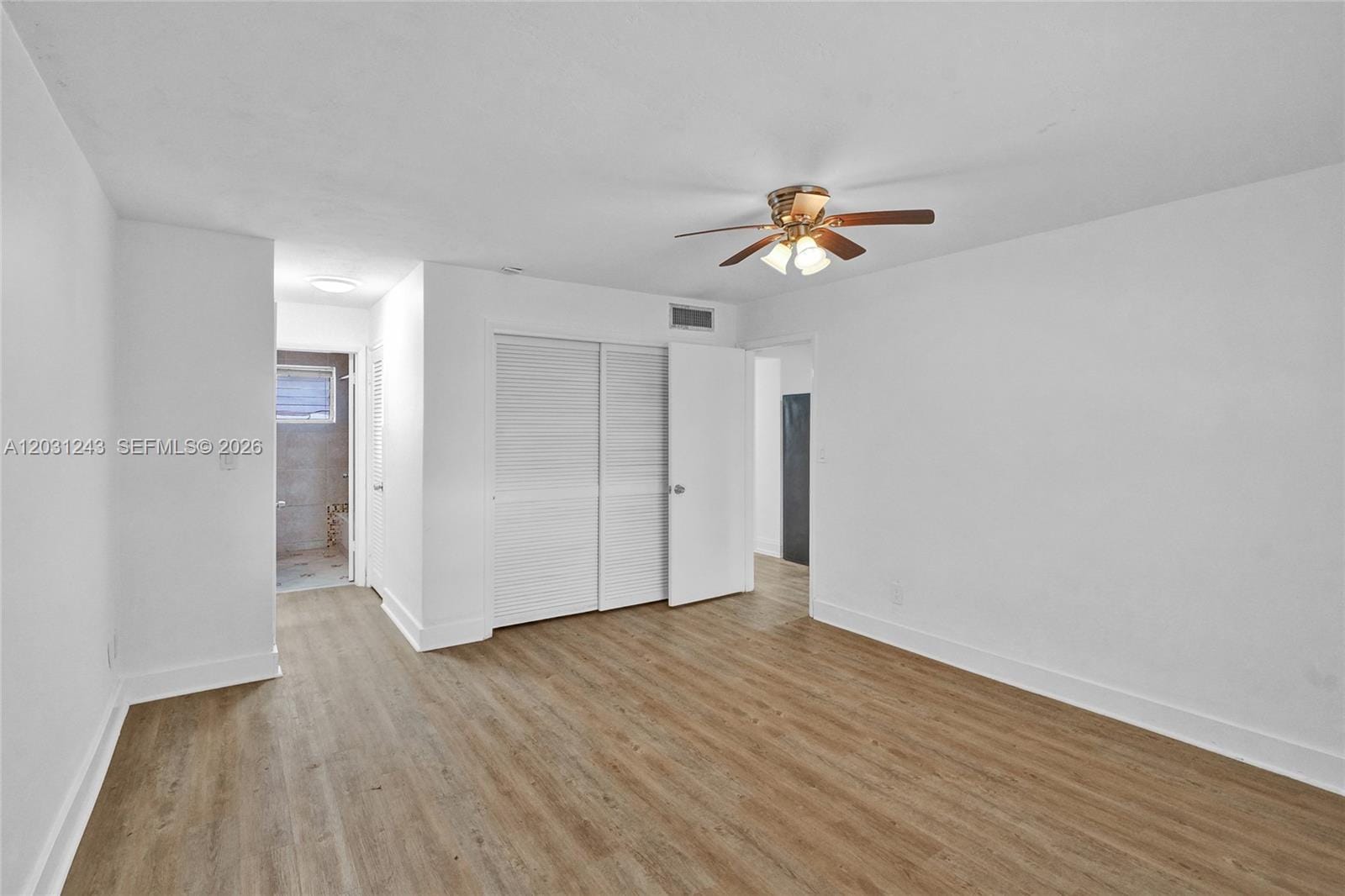 1400 NE 191st Street 343 — photo 9