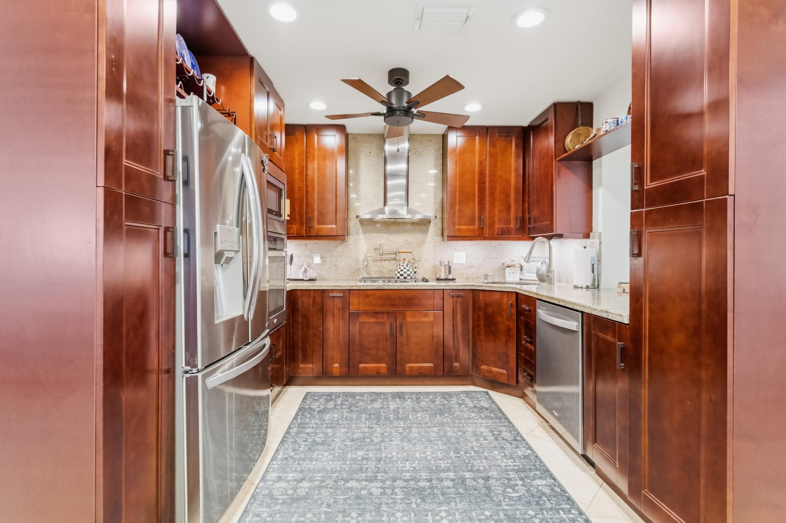 1420 NE 42nd Court — photo 3