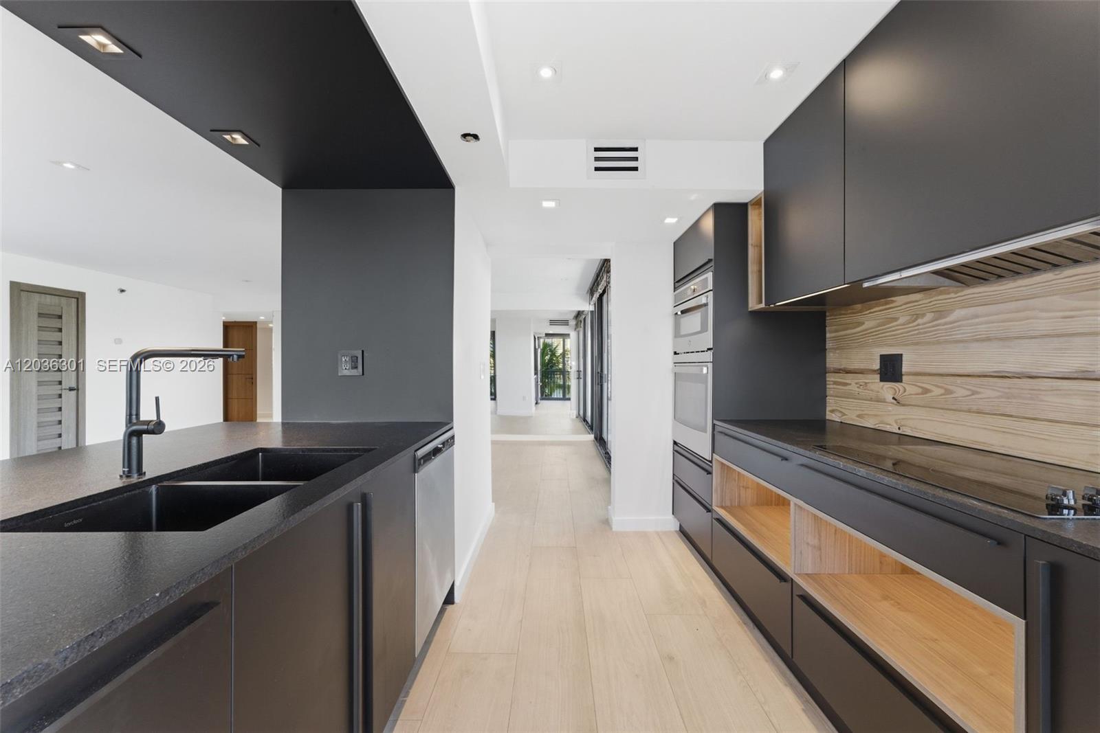 801 N Venetian Drive 308, Miami, FL 33139, Miami