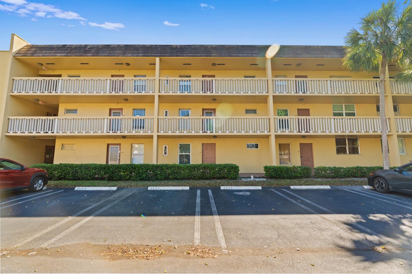 6020 NW 64th Avenue 208, Tamarac, FL 33319, Tamarac