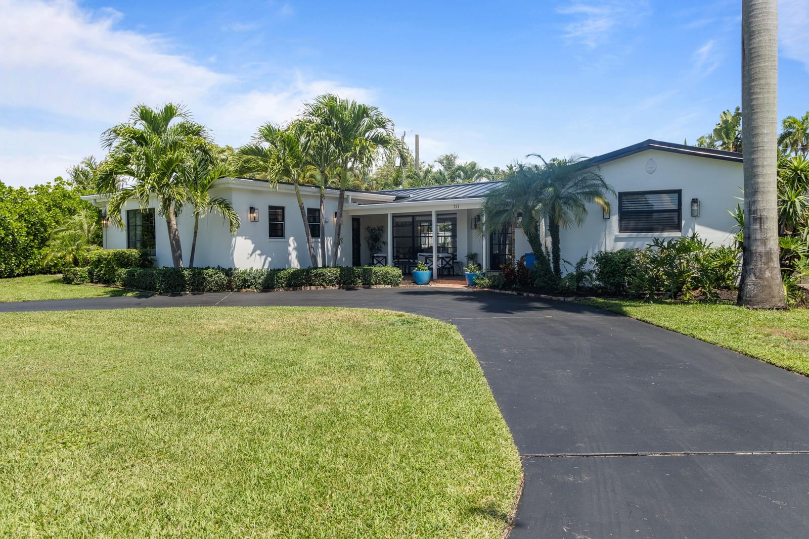 711 SW 27th Way, Boynton Beach, FL 33435 photo 1