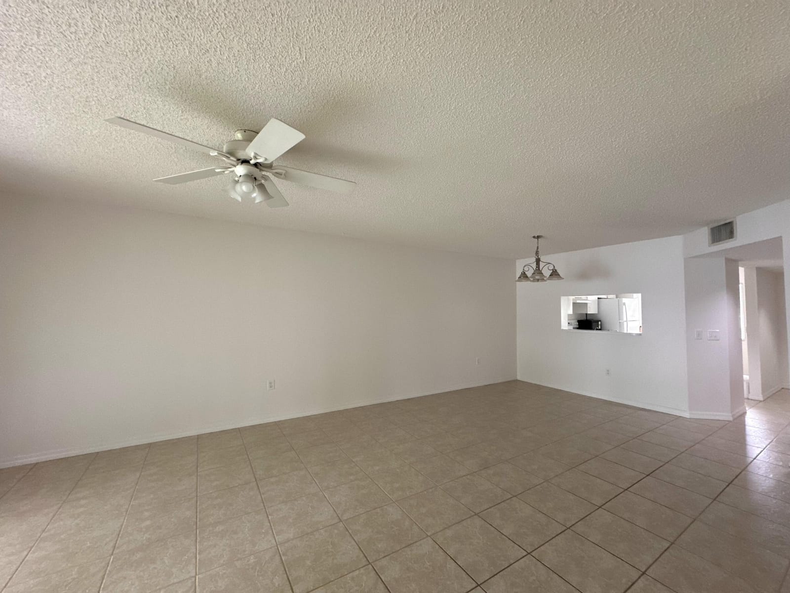 1400 SW 137 Avenue 107f, Pembroke Pines, FL 33027 photo 3