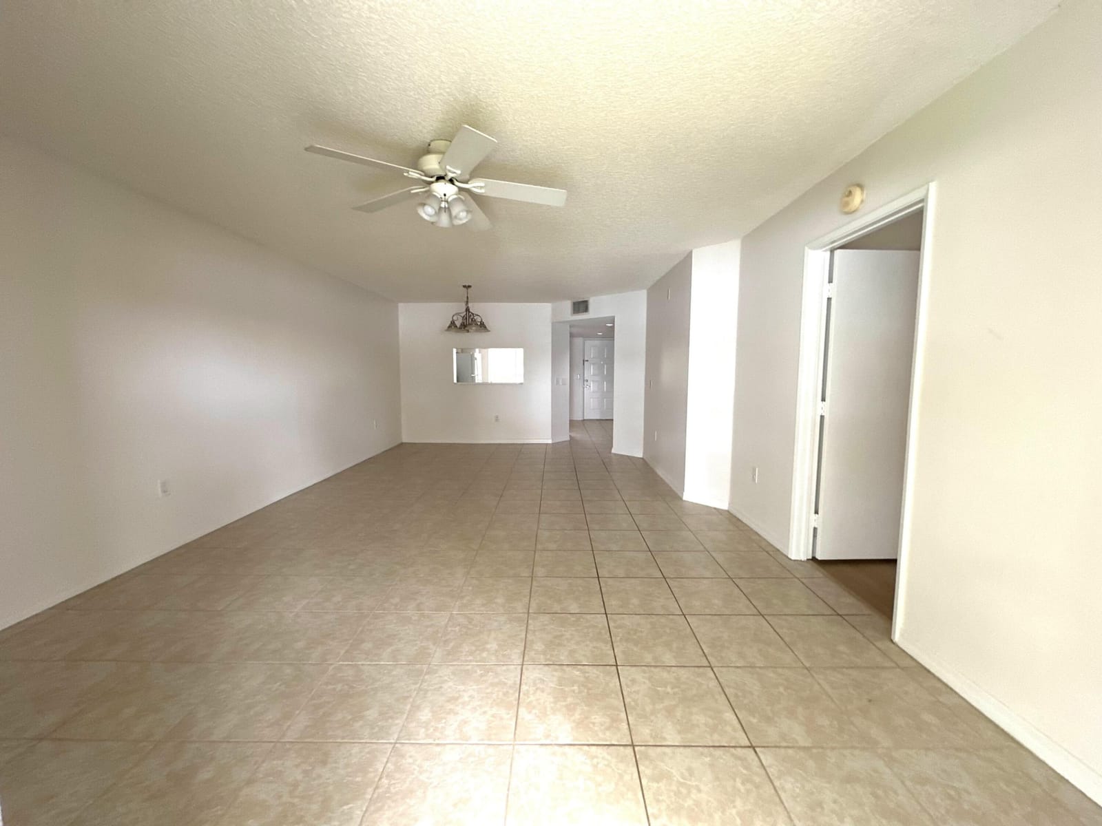 1400 SW 137 Avenue 107f, Pembroke Pines, FL 33027 photo 4