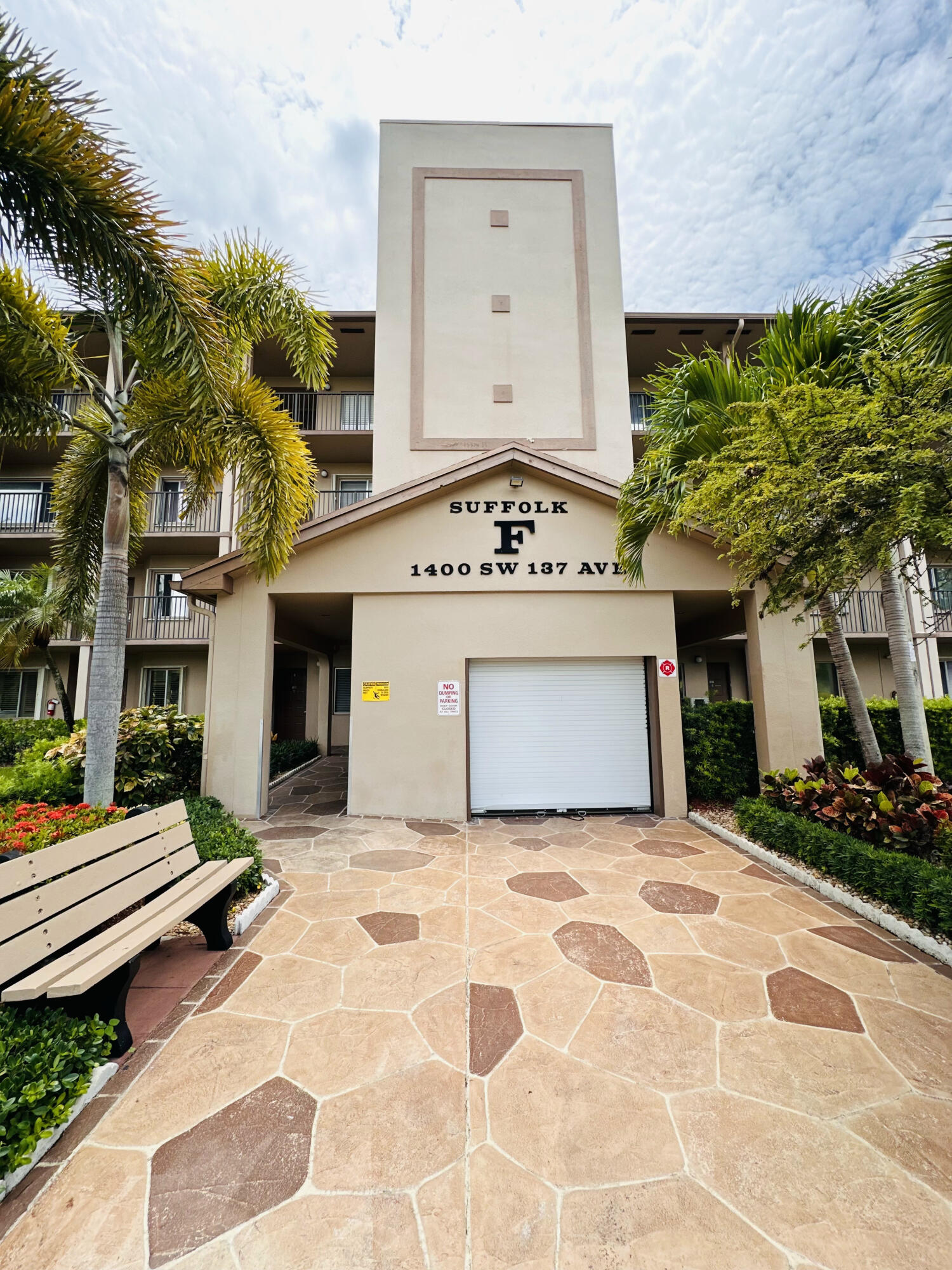 1400 SW 137 Avenue 107f, Pembroke Pines, FL 33027, Pembroke Pines
