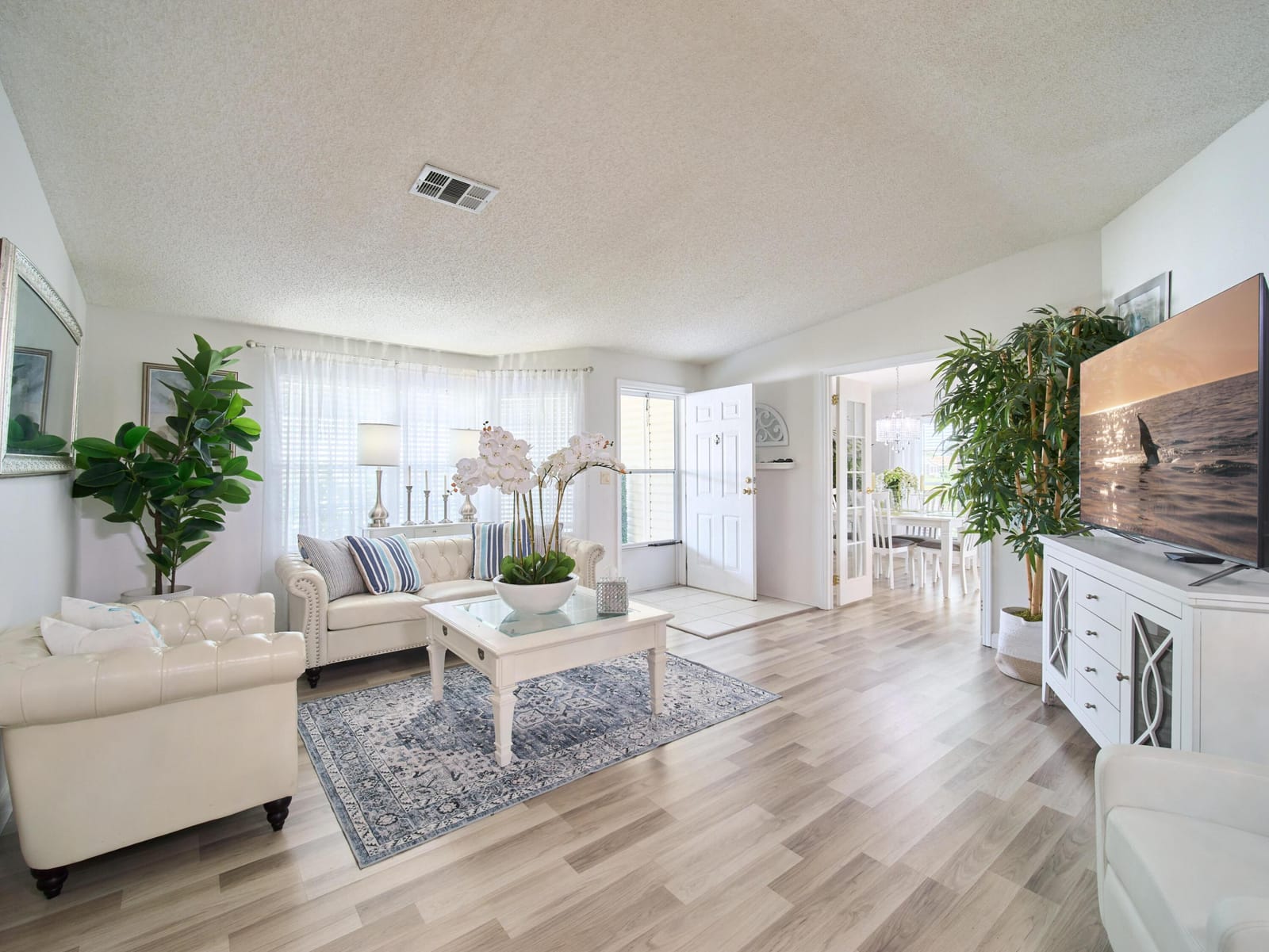8126 Meadowlark Lane — photo 3