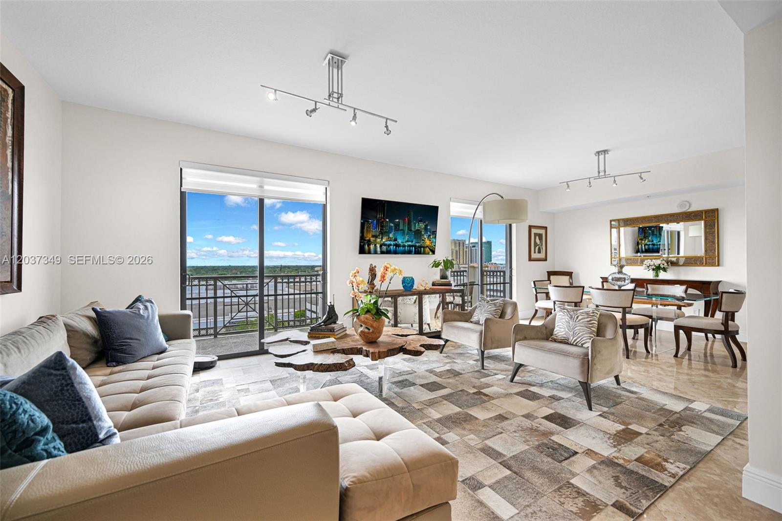 8390 SW 72nd Avenue 905, Miami, FL 33143, Miami