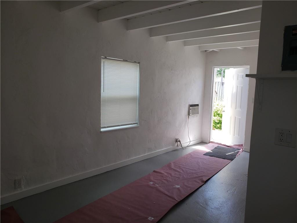 1621 N Andrews Square 1623 — photo 2
