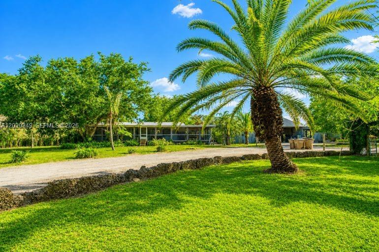 3880 Packinghouse Road, FL 33920