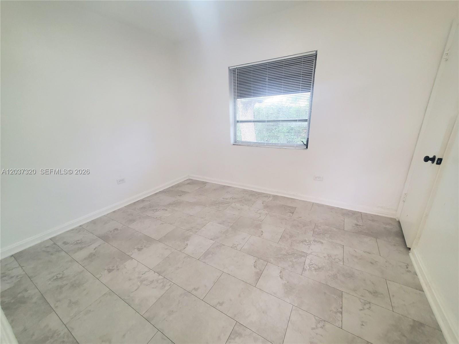 1990 NE 181st Street — photo 11