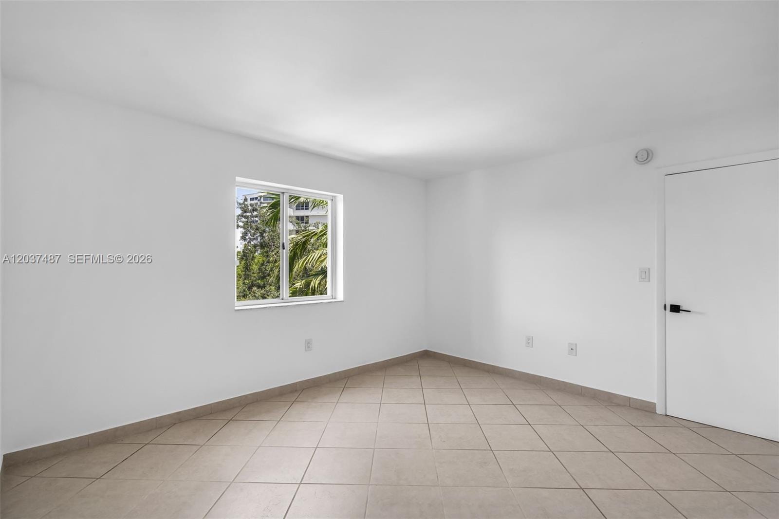 1401 Bay Road 409, Miami Beach, FL 33139 photo 12