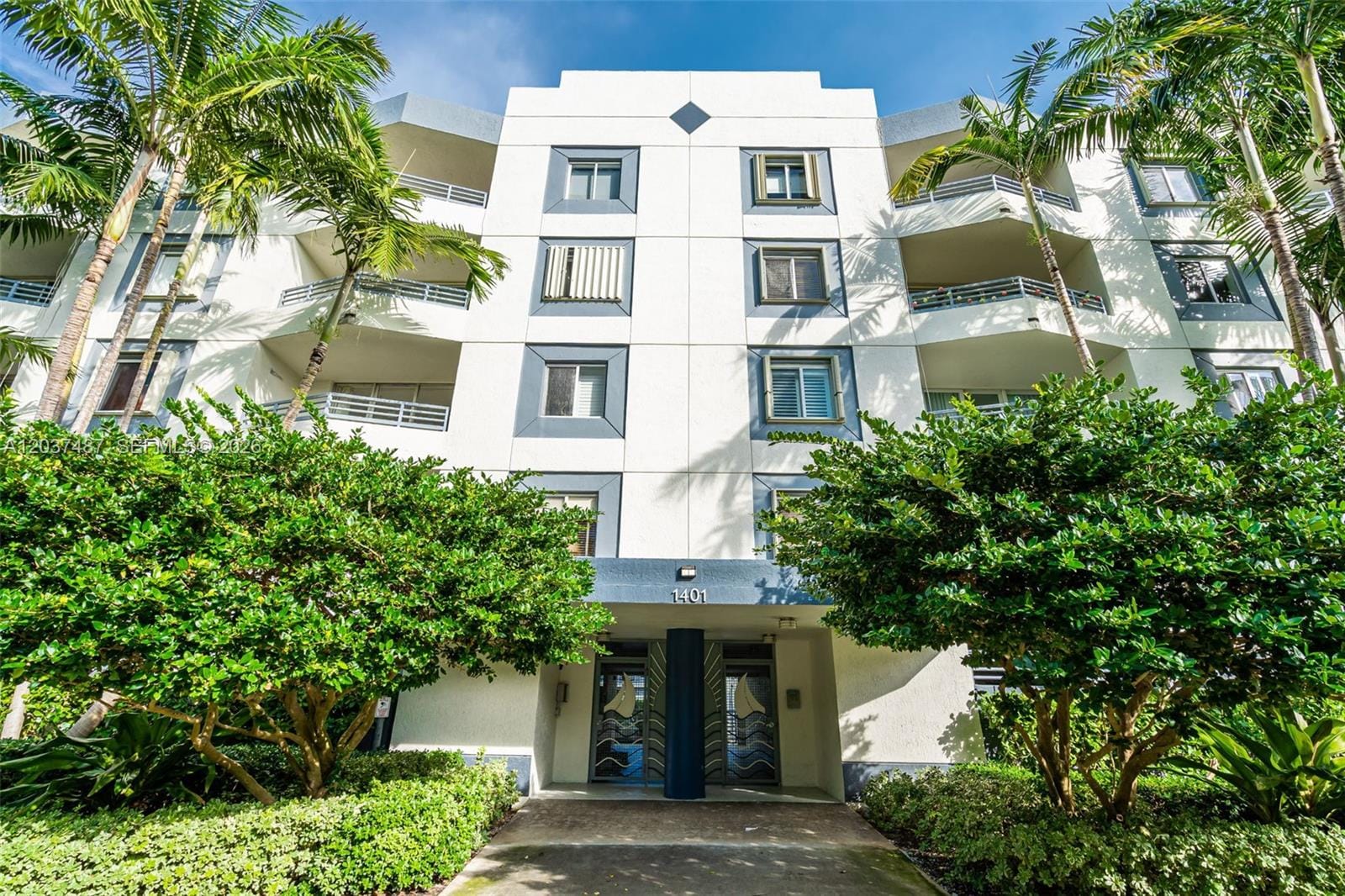 1401 Bay Road 409, Miami Beach, FL 33139 photo 24