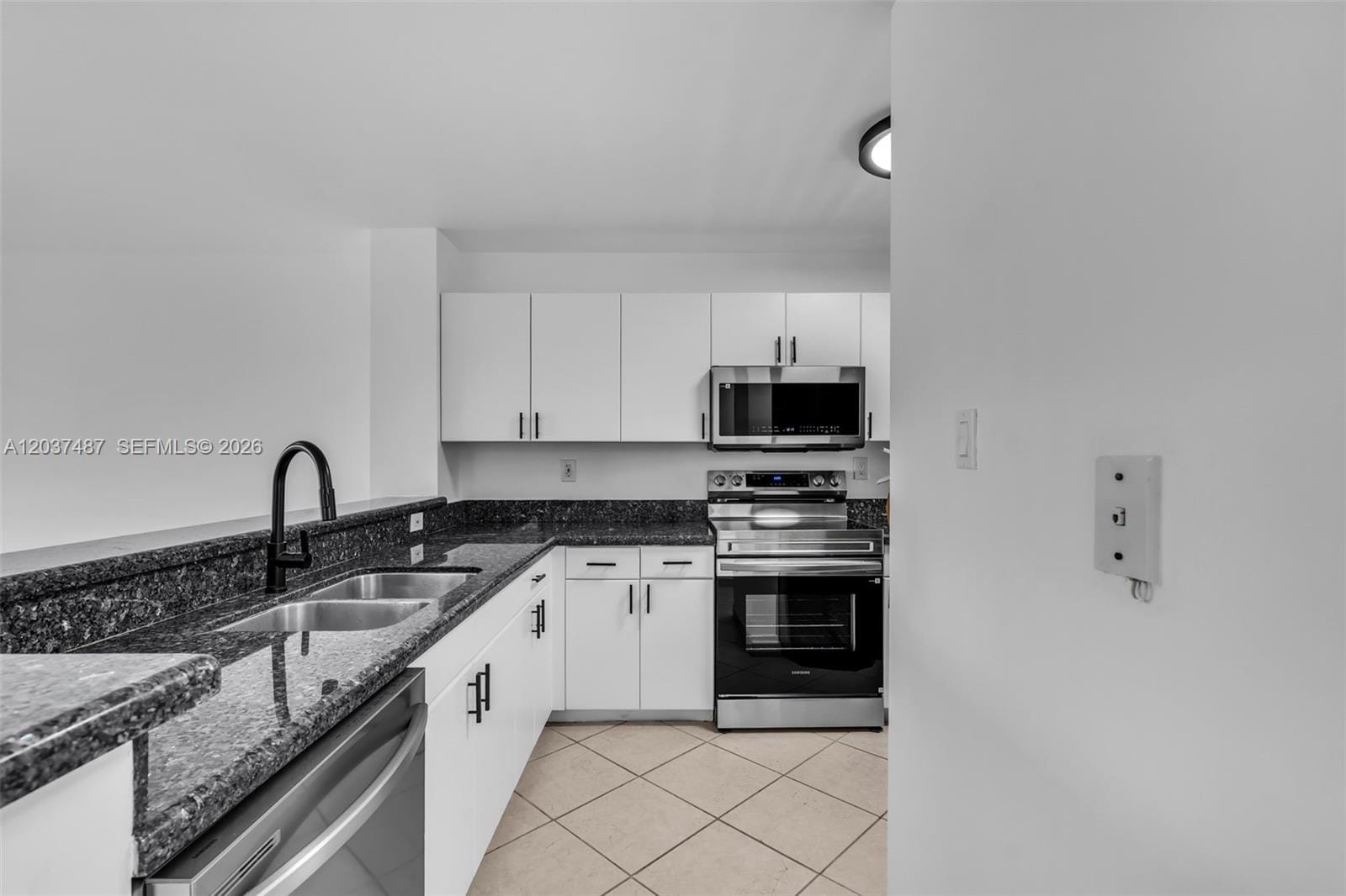 1401 Bay Road 409, Miami Beach, FL 33139 photo 8