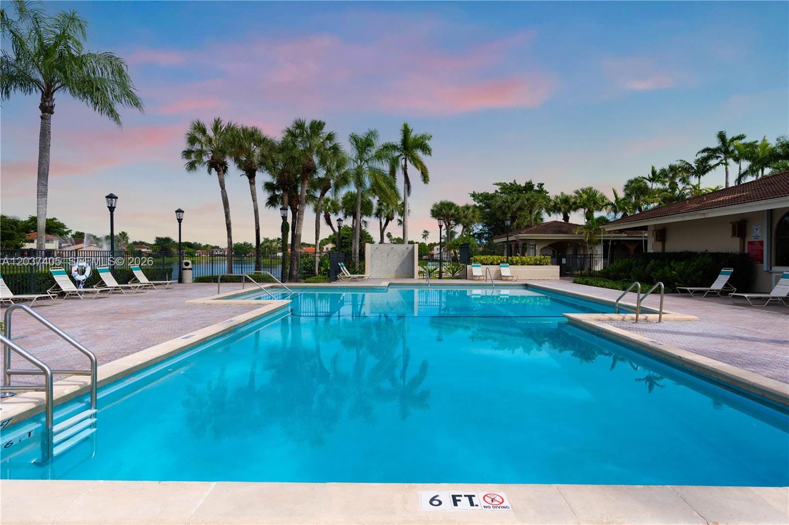 18226 Mediterranean Boulevard 516 — photo 12