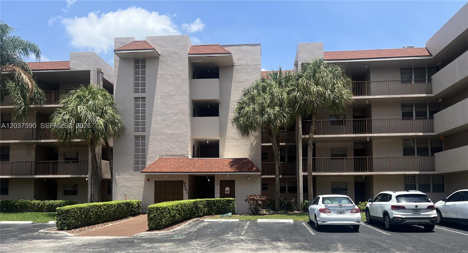 9531 Seagrape Drive 305, Davie, FL 33324, Davie