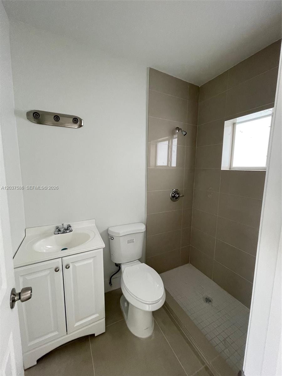 2196 Ali Baba Avenue 6, Opa-Locka, FL 33054 photo 2