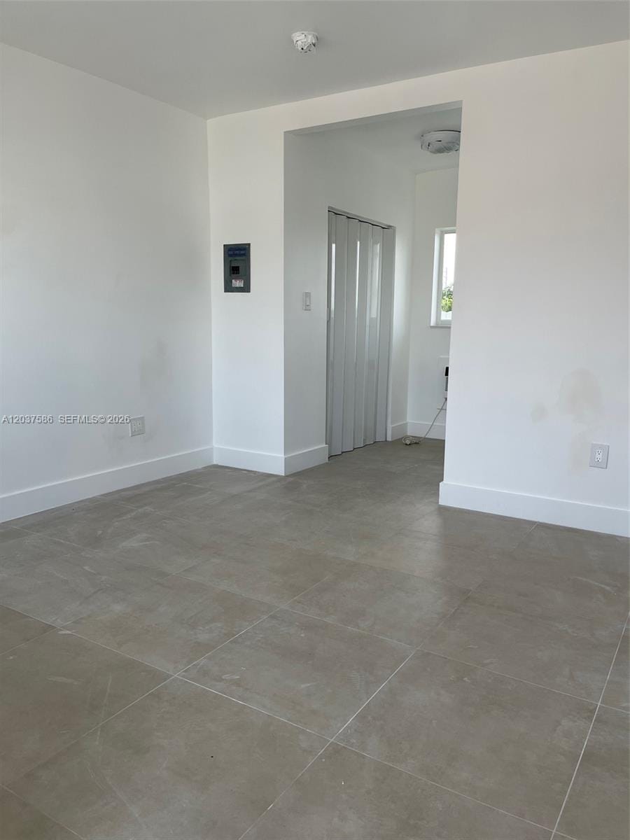 2196 Ali Baba Avenue 6, Opa-Locka, FL 33054 photo 4