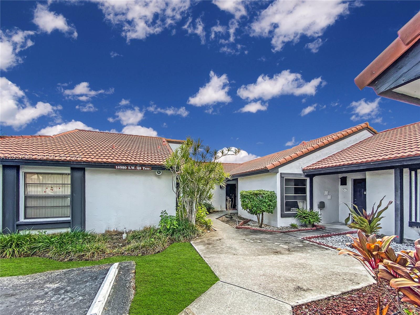 14980 SW 48th Terrace 28F, Miami, FL 33185, Miami