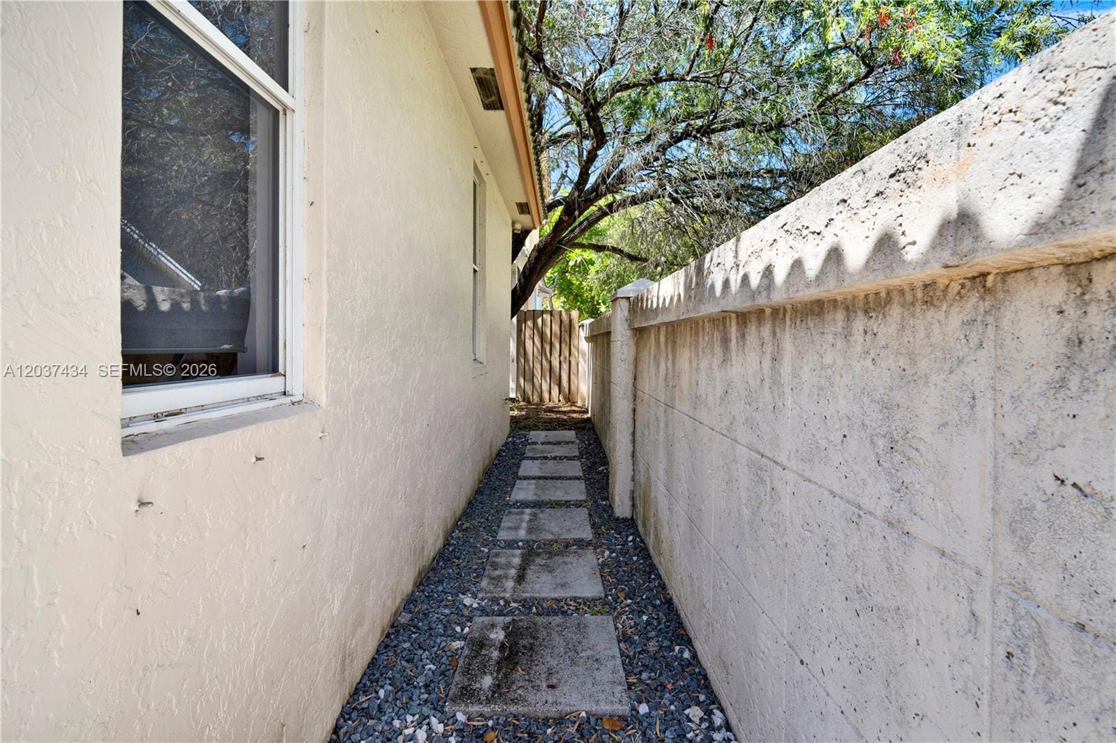 1251 Hayes Street, Hollywood, FL 33019 photo 28