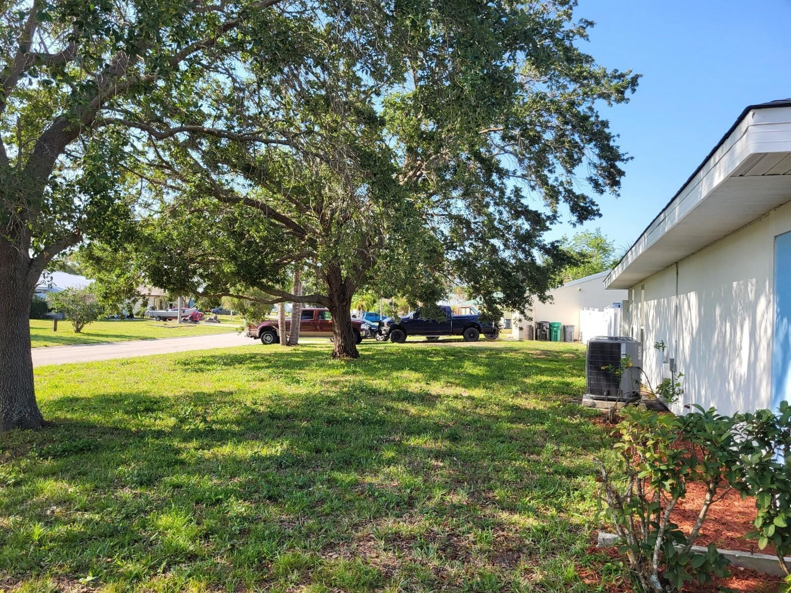 702 SW Belmont Circle — photo 4