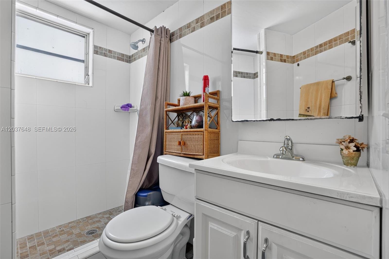 450 SW 9th Street, Miami, FL 33130 photo 13