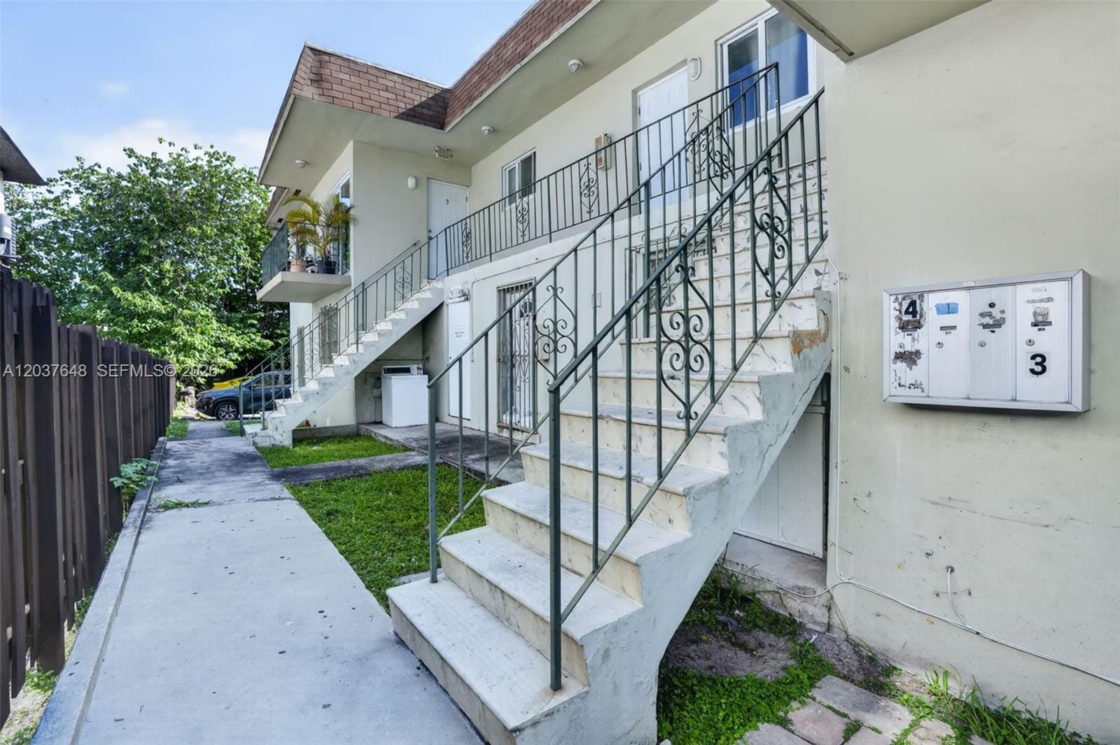 450 SW 9th Street, Miami, FL 33130 photo 17