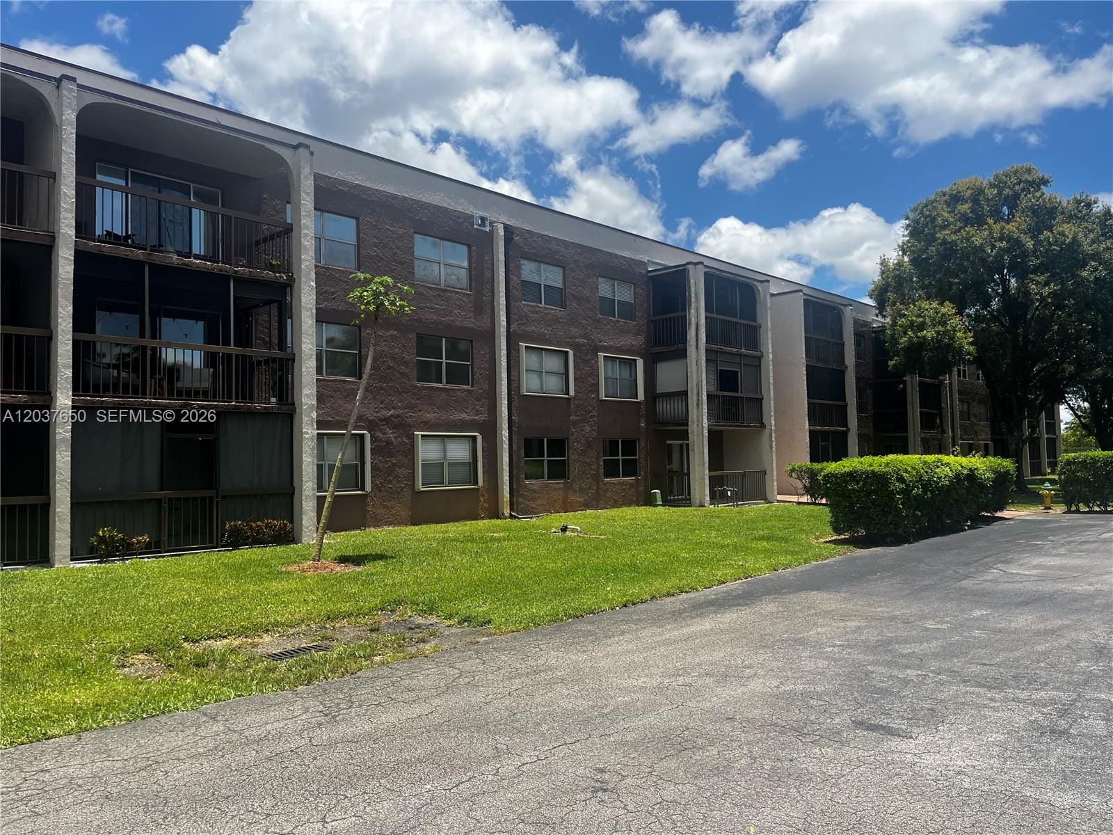 7000 Nova Drive 103E — photo 2