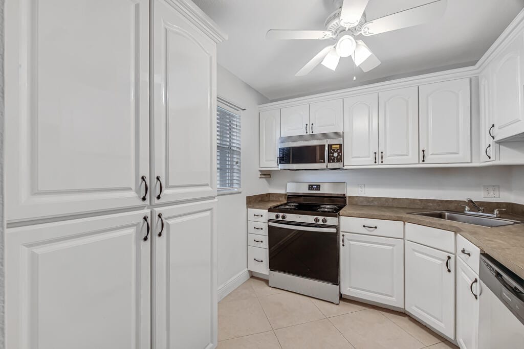 12013 Greenway Circle S 106 — photo 5