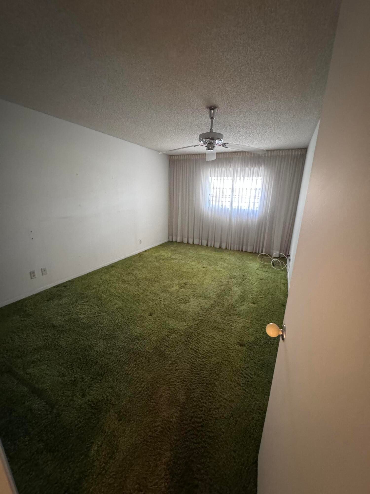 5660 SW 3rd Place 105, Margate, FL 33068 photo 7