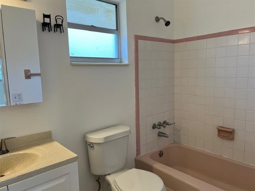 270 NE 40th Street NE 26 — photo 9