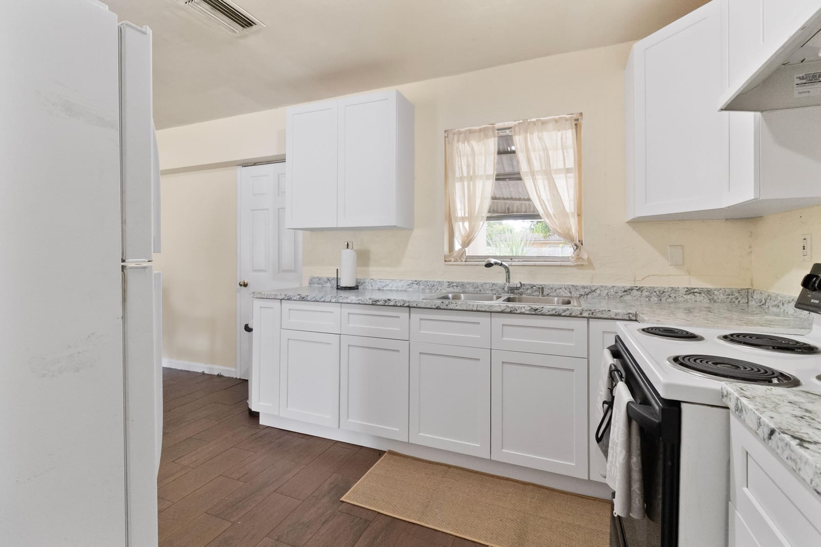 3431 NW 4th Street, Lauderhill, FL 33311 photo 8