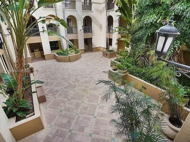 2925 NW 126th Avenue 428-1, Sunrise, FL 33323 photo 7