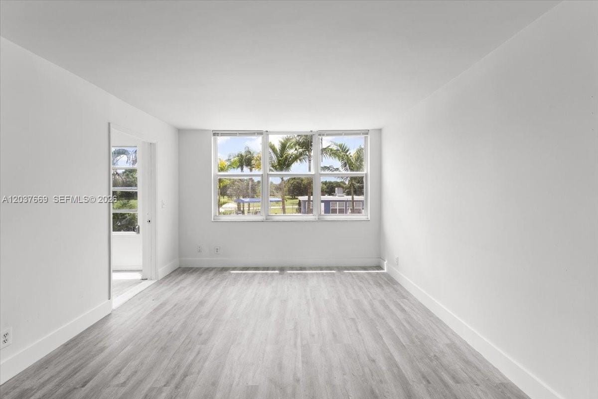 9441 Evergreen Place 206 — photo 5
