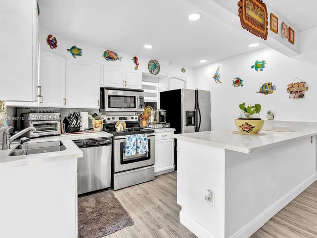 3483 SW 52nd Avenue, Pembroke Park, FL 33023