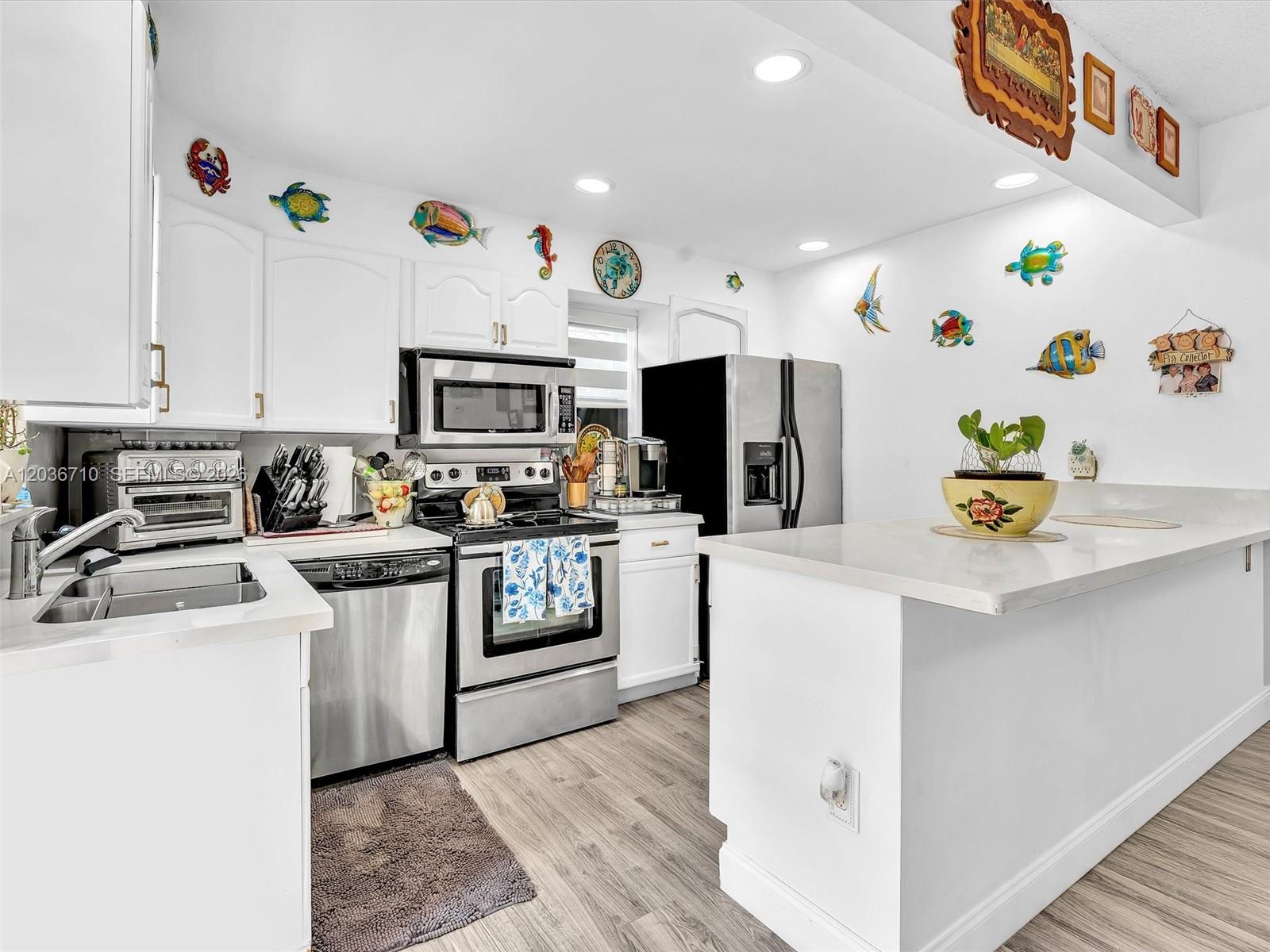 3483 SW 52nd Avenue, Pembroke Park, FL 33023, Pembroke Park