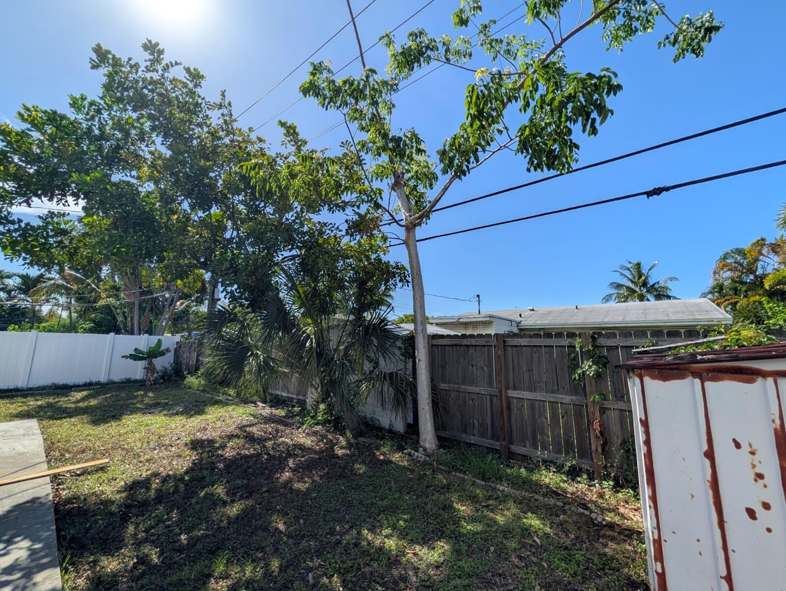 621 NE 56th Street, Oakland Park, FL 33334, Oakland Park