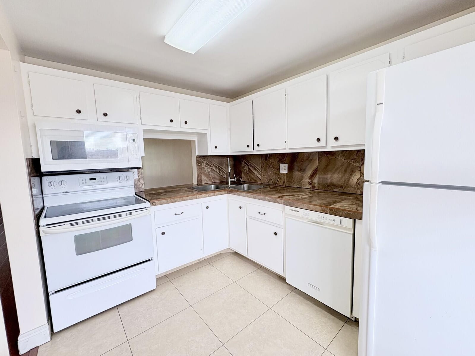 6070 NW 64th Avenue NW 204 — photo 5