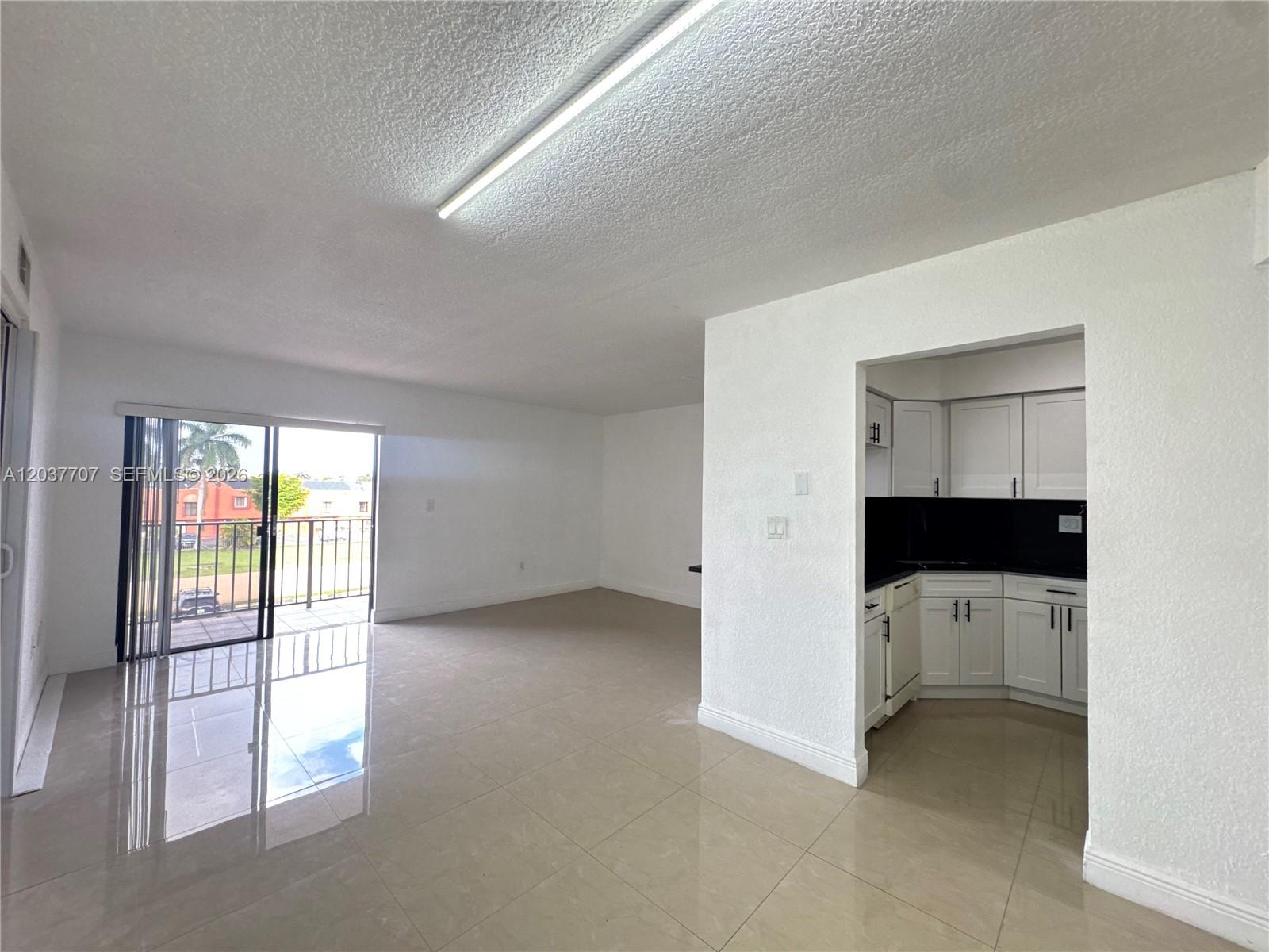 8500 NW 8th Street 303, Miami, FL 33126, Miami